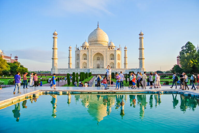 Taj Tourists